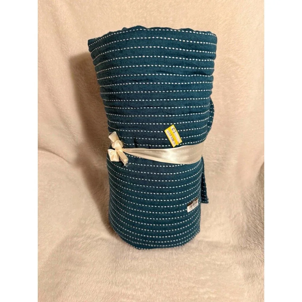 Threshold Full Queen Matelasse Bed Blanket Blue Textured Bedding New